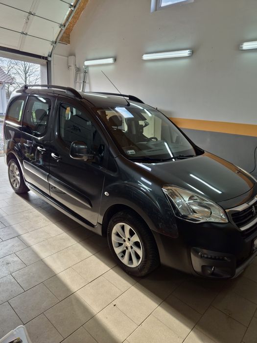 Peugeot Partner Tepee BluHdi