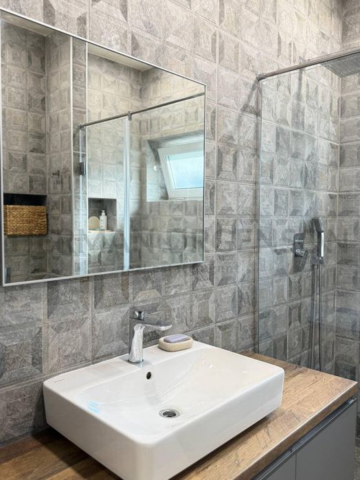 Продаж 2к квартири 64 м.кв / вул. Кошицька, Центр