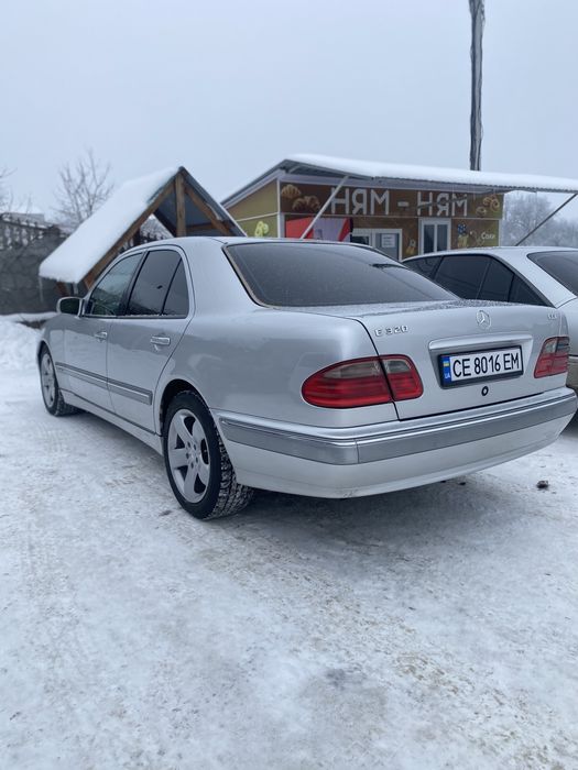 Mersedes-Benz E-320 W210