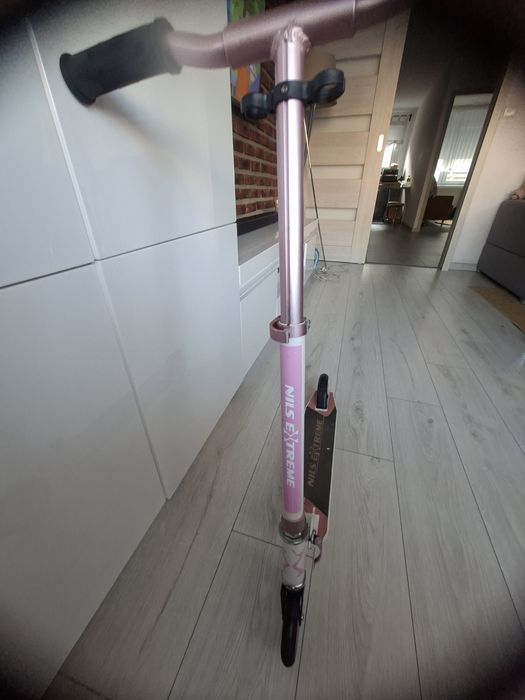 Hulajnoga dla dziewczynki