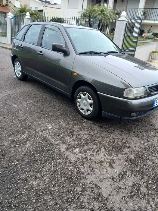 SEAT Ibiza sxe em muito bom estado
