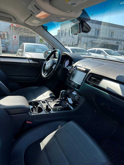 Volkswagen Touareg 2013 VIN WVGEF9BP7DD012871 фото оголошення 18 з 22