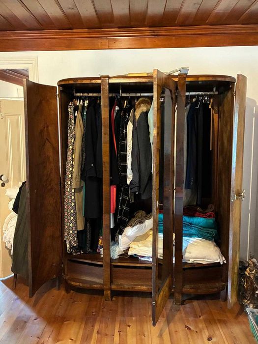 Mobilia de quarto em nogueira art deco