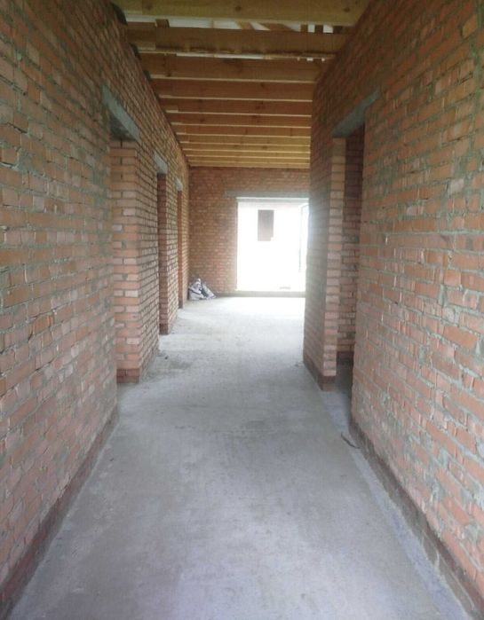 Продаж 1 поверхового будинку з ділянкою