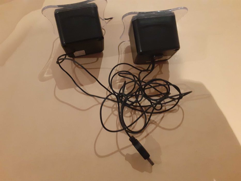 Colunas de som de computador