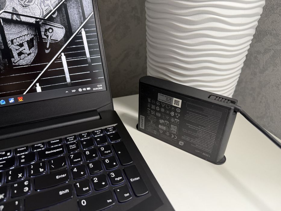 Lenovo Gaming 3/2025год/RTX2050-4GB/Razen 5-5500H/512GB/16GB/Ноутбук.