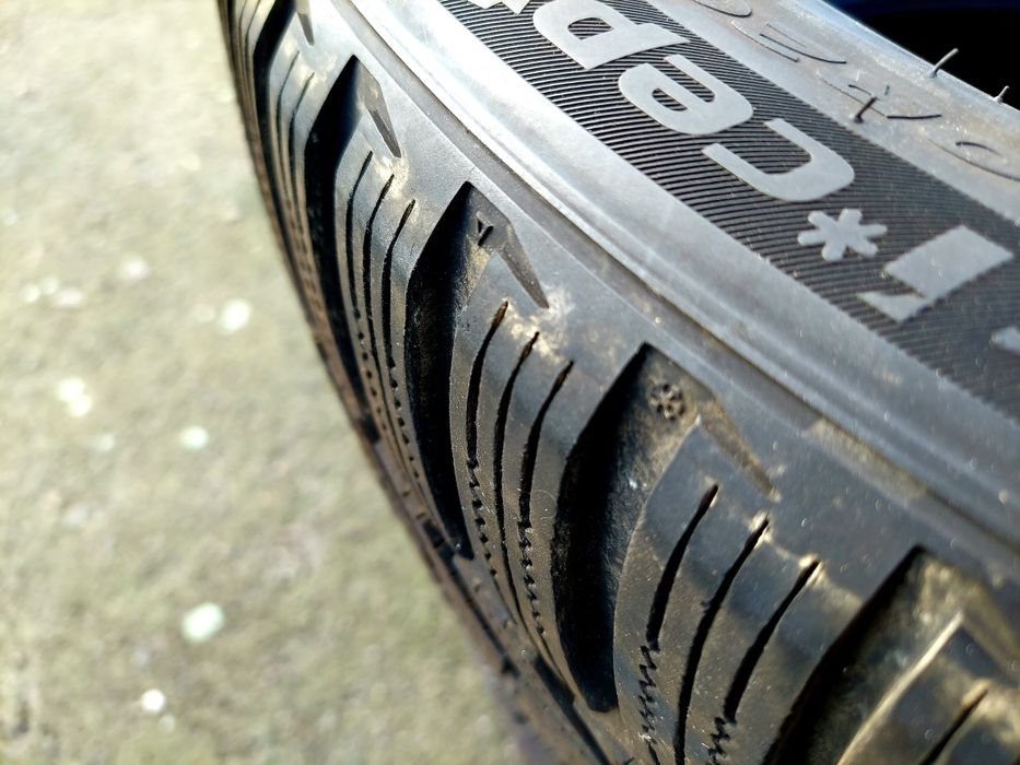 Шини зимові Hankook Winter I*Cept Evo3 W330 255/40 R20 101W XL комплек