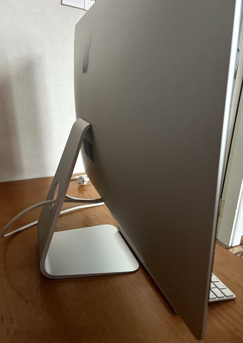 iMac Retina 5K 27” (Late 2014), Intel Core i5, 16 ГБ RAM, Fusion Drive 1.12 ТБ