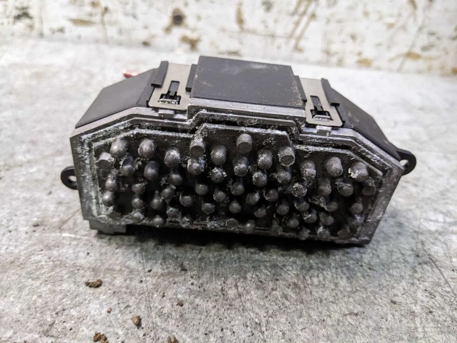 VW Volkswagen Golf IV Rezystor Opornik Opornica Wentylatora