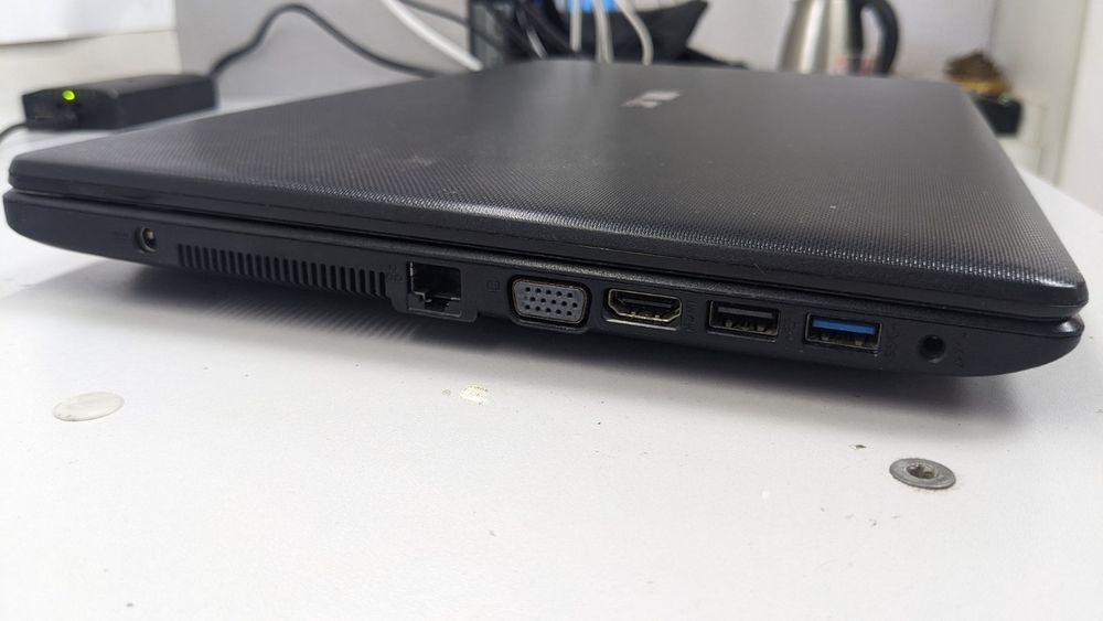 Продам ноутбук asus 15.6/n2830/4/500/2 часа акб