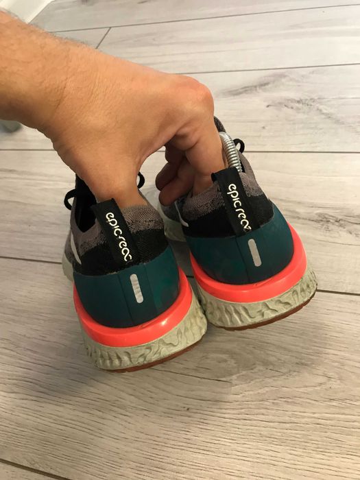 Buty Nike Epic React Flyknit rozm. 39