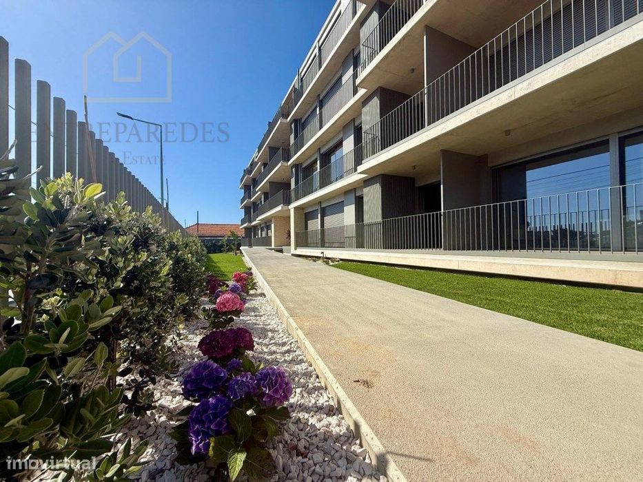 Apartamento T1+1 NOVO | Terraço amplo | A 300 m da praia | Garagem ...