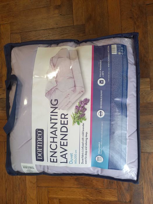 Продам одеяло DORMEO 140×200. Цвет лаванды.