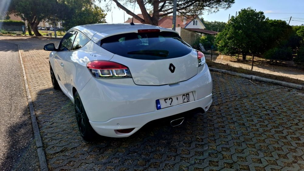 Renault megane coupe gt-line
