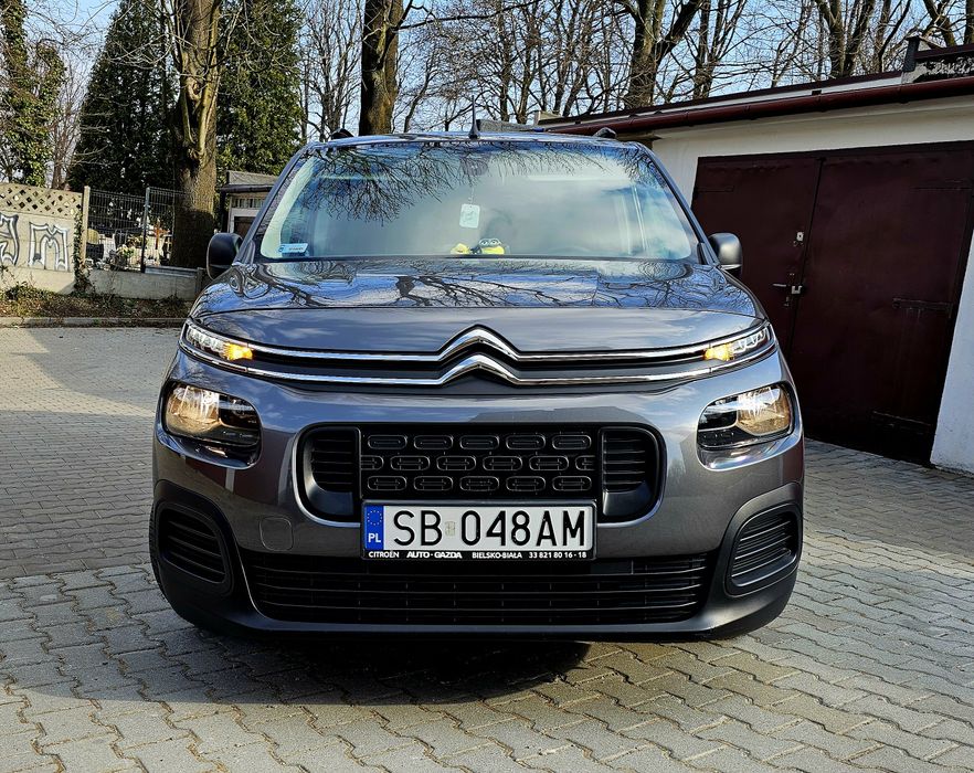 Citroën Berlingo long XL 1,2 110 ps 7 osobowy