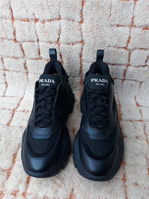 массивные  кроссовки Prada Block Chunky Sole Sneakers
