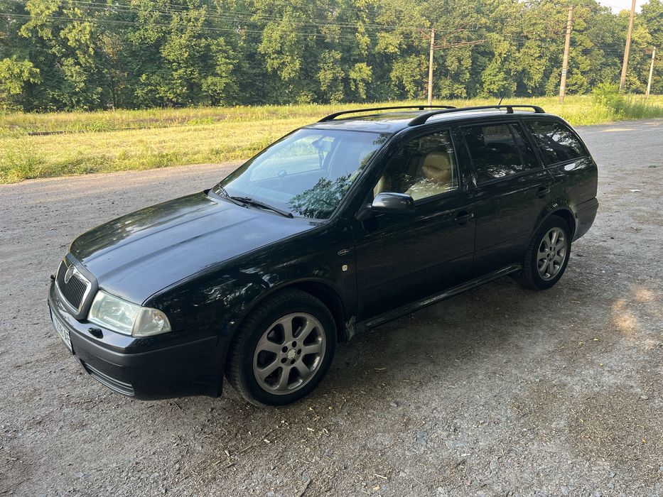 Skoda Octavia Tour 1.8 газ/бензин Laurin&Klement