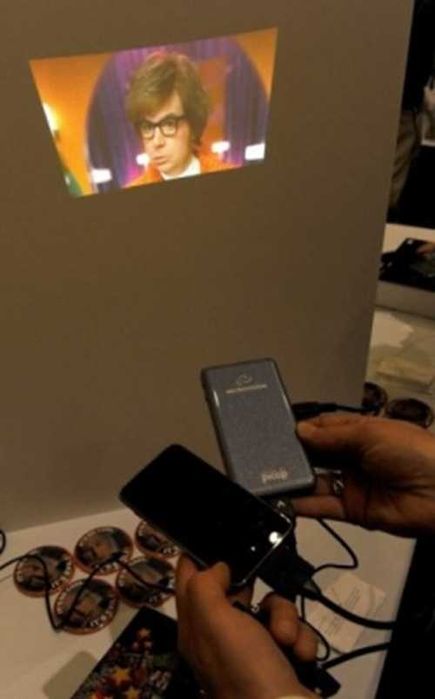 Microvision SHOWWX Laser Pico Projector