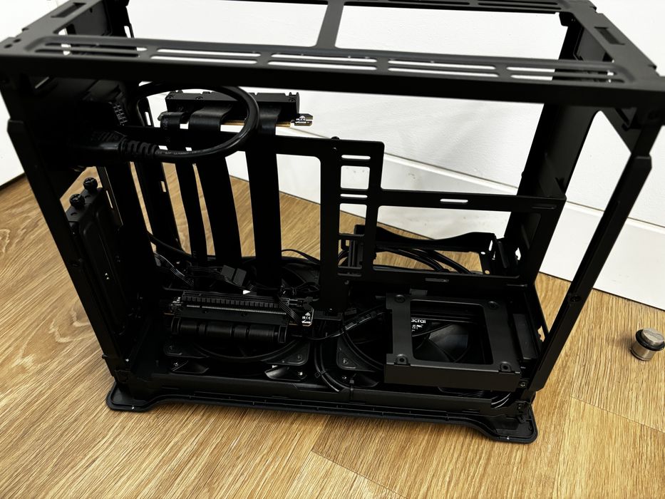 Caixa fractal era 2 silver usada como nova64552217291521123