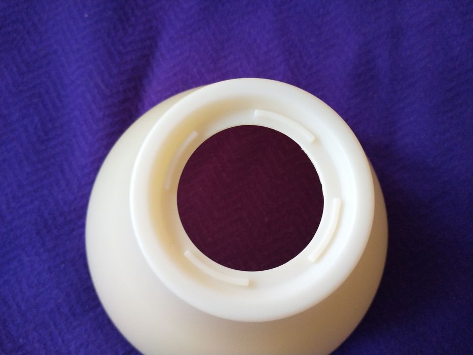 Klosz do lampy wiszącej Melodi Ikea  wysokość 26 cm