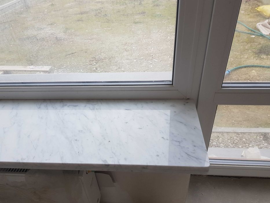Parapet parapety konglomerat marmur marmurowe granit granitowe kwarcyt