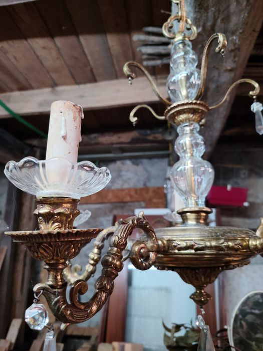 Lustre / Candeeiro de Teto Antigo em Bronze Pesado e Cristal – 5 Braços