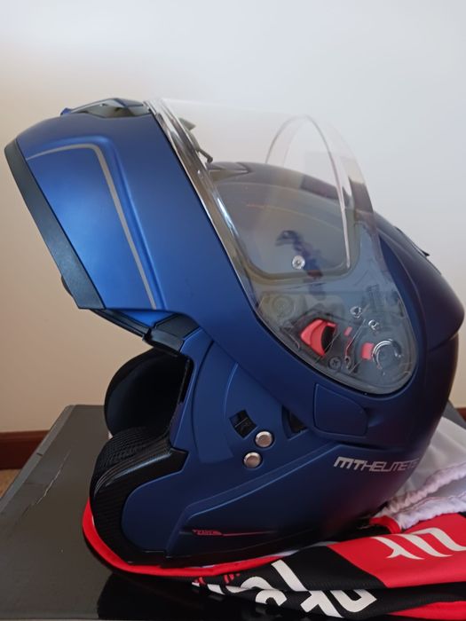 Capacete Modular MT Helmets