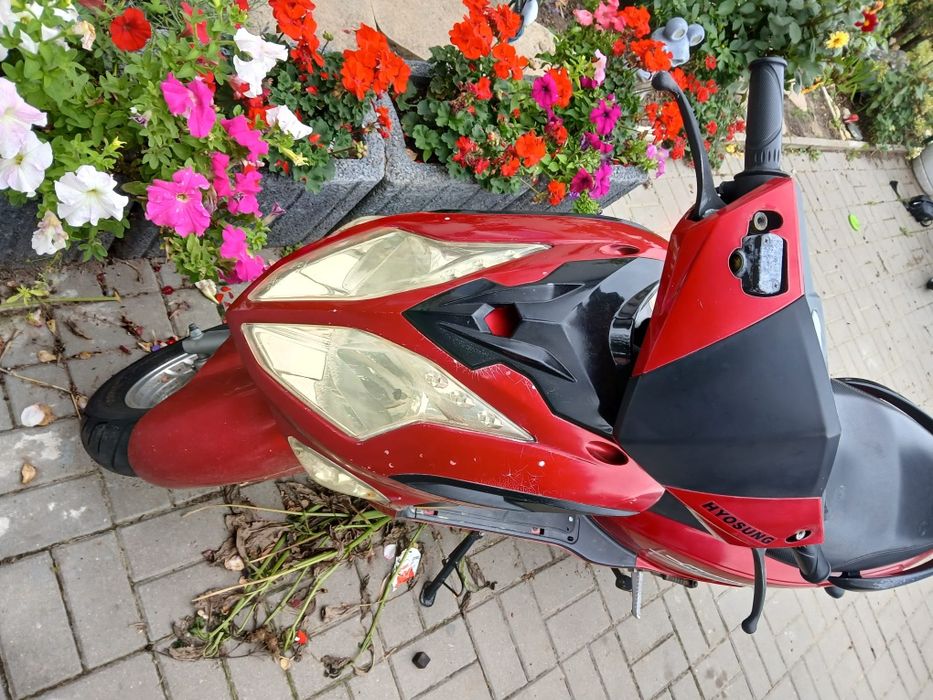 Sprzedam skuter hyosung