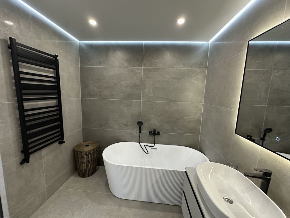 Продається дизайнерська 3 км квартира площа 90м2