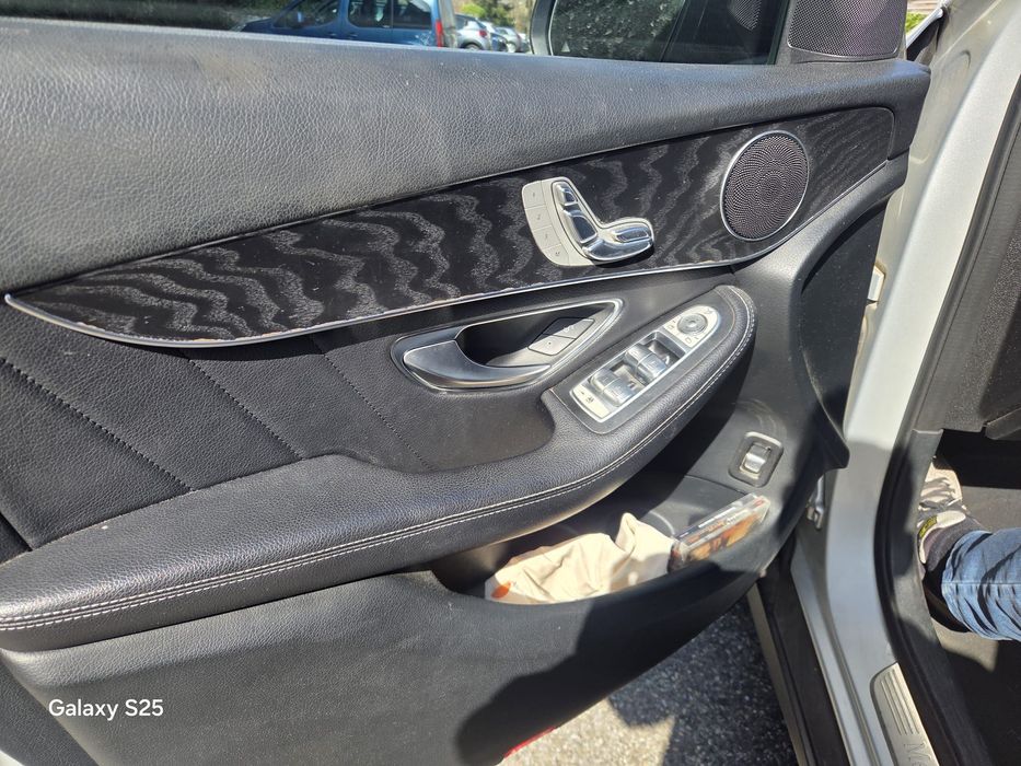 Mercedes-Benz GLC 220d / Automático / Excelente Estado