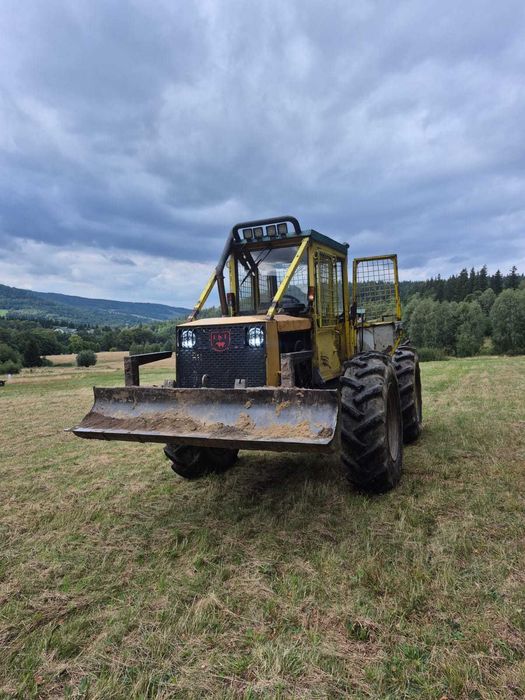 Ciągnik  leśny LKT81 TURBO