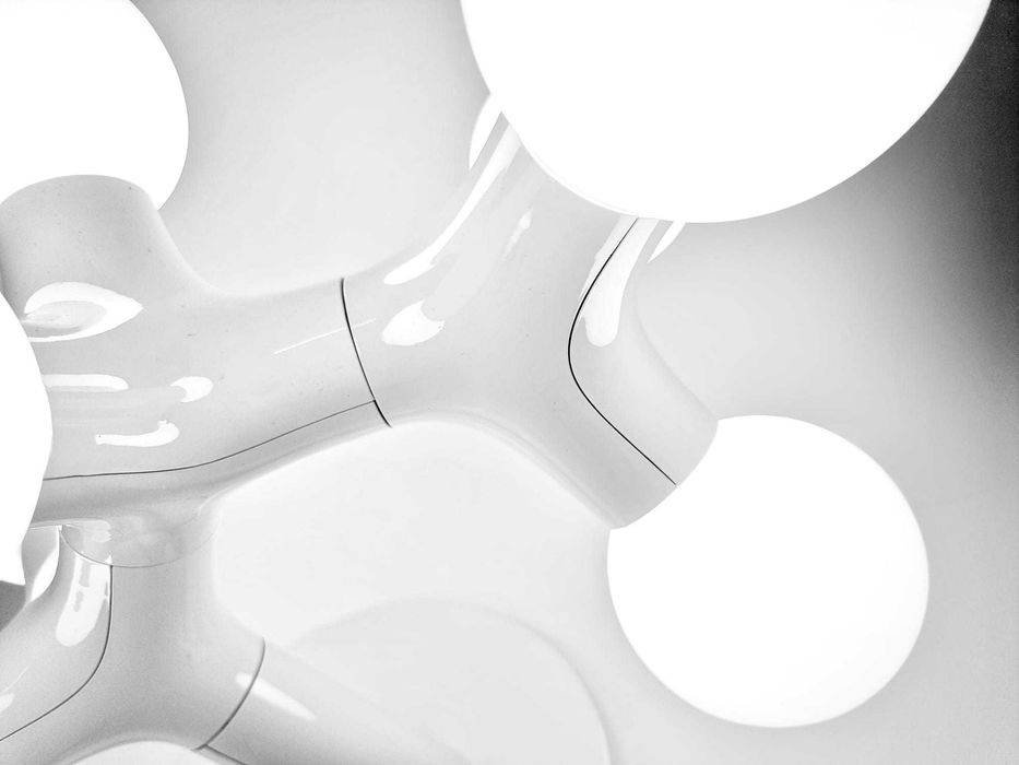 Candeeiro de mesa DNA triple 7