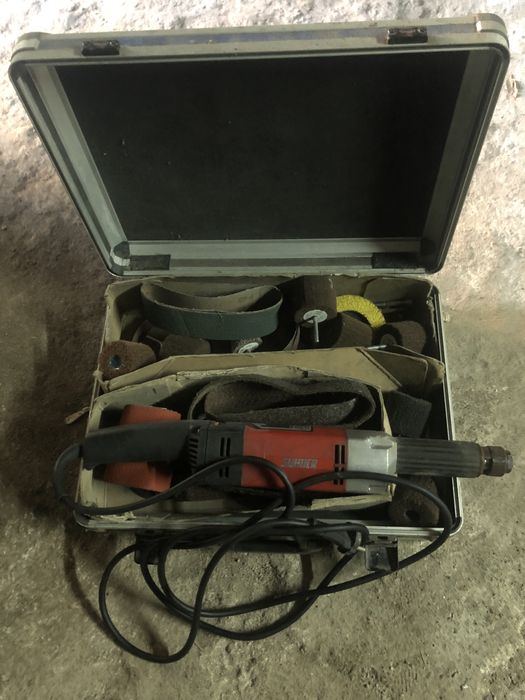 Maquina de esmerilar