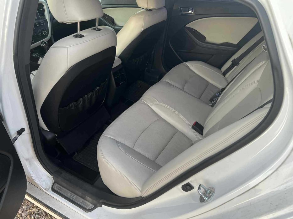 KIA Optima SXL Max opcja 2.0T benzyna 277KM 2013R