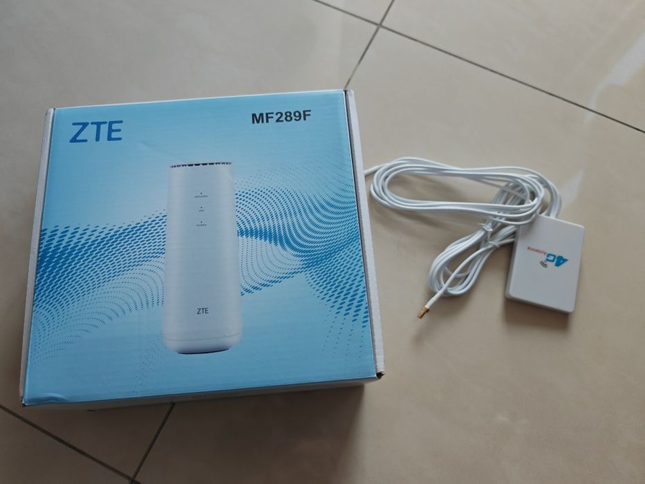 Router ZTE modem LTE 4G+ jak nowy z anteną dodatkową na kartę SIM
