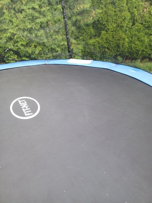 Trampolina dla dzieci