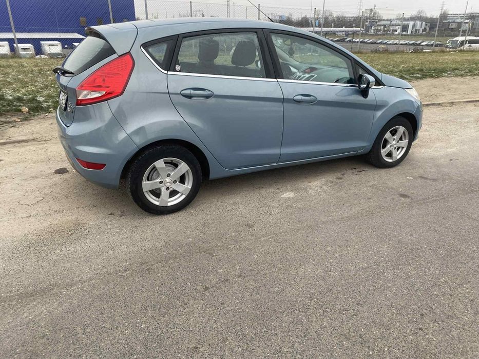 Ford Fiesta mk7 125tys 09r.benzyna Klima,Alufelgi,Idealne na miasto