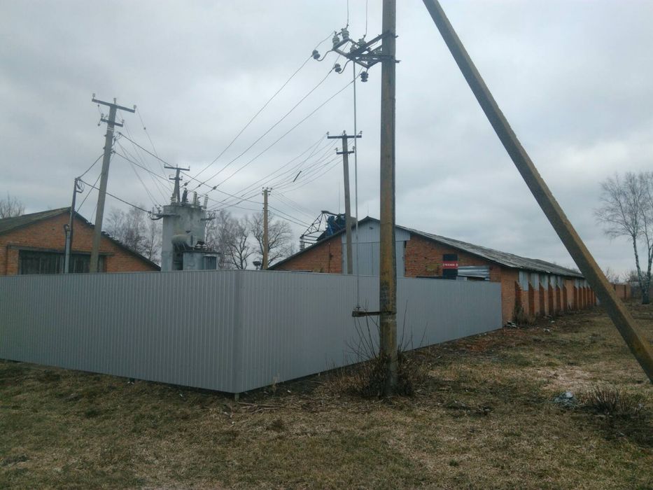 Продам промислову територію ( зерно тік)