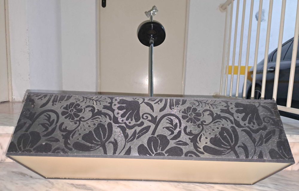 Conjunto Candeeiros quarto Teto e Mesas de Cabeceira, c/Novos