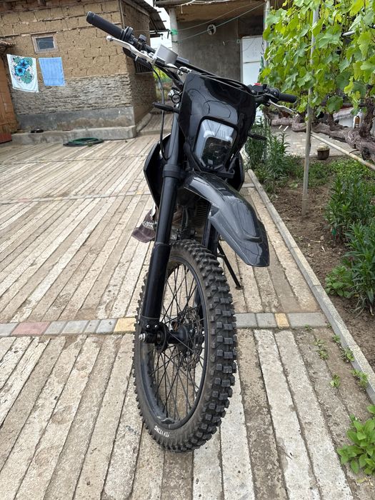 Продам мотоцикл Rottor Bronx 300 2024г