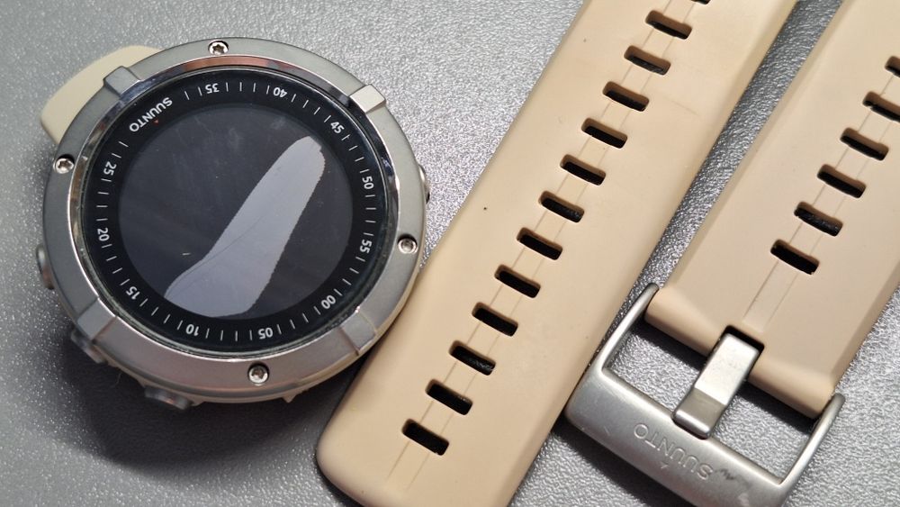 SUUNTO Spartan trainer wrist hr para peças