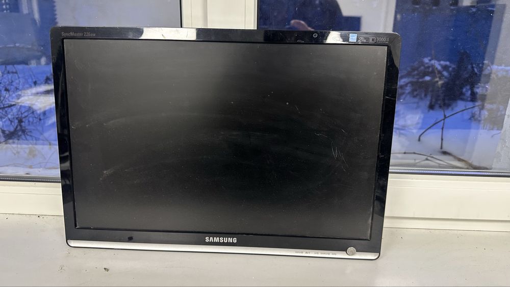 Монитор Samsung SyncMaster 226bw