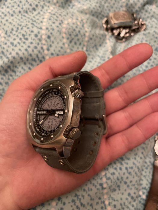 Разпродаю коллекцию diesel часов