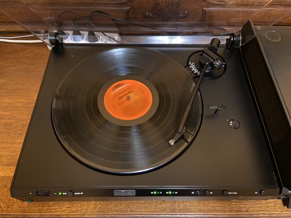 gramofon Braun Atelier P3, direct drive, quartz, automat dual, ortofon