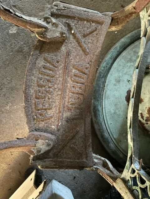 Cadeira de Barbeiro Pessoa Lisboa para restauro