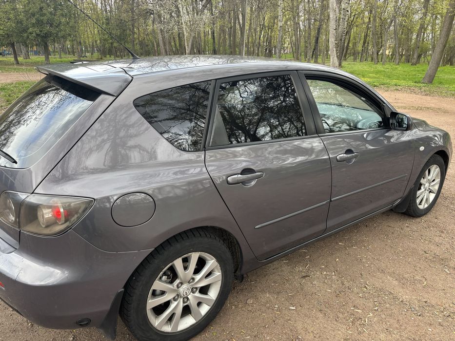 Мазда 3 2007 року