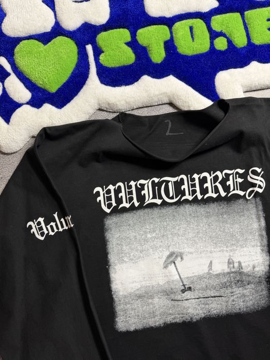 kanye west vultures volume 1 longsleeve in black