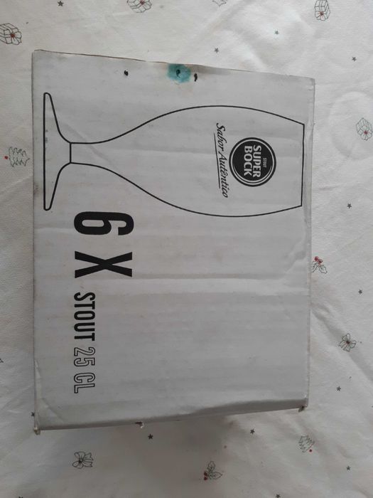 Caixa de 6 copos Super Bock Stout