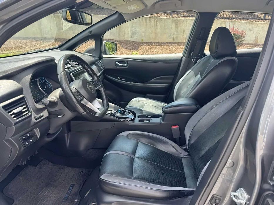 Nissan LEAF SL      2018
