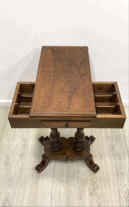 Mesa de jogo D. Maria.